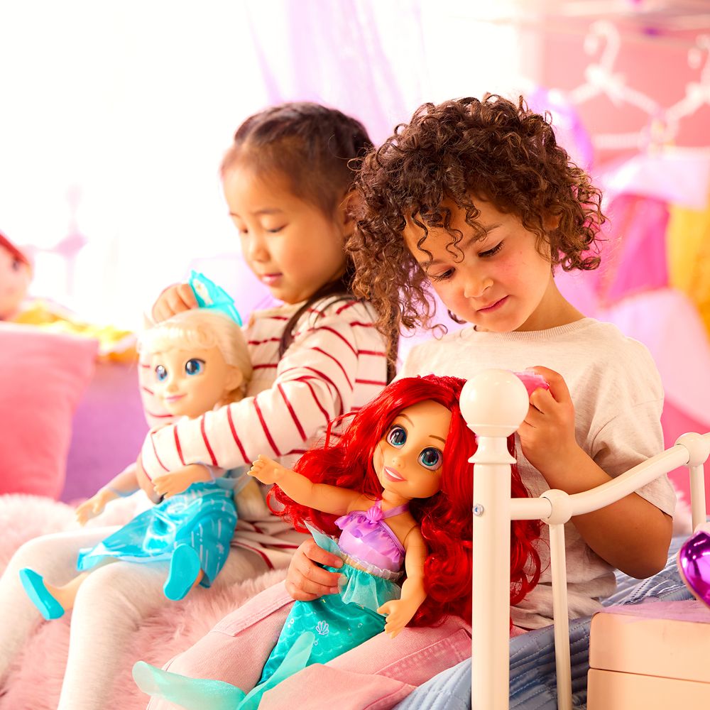 Muñeca Elsa niña Once Upon a Story 40 cm – Frozen