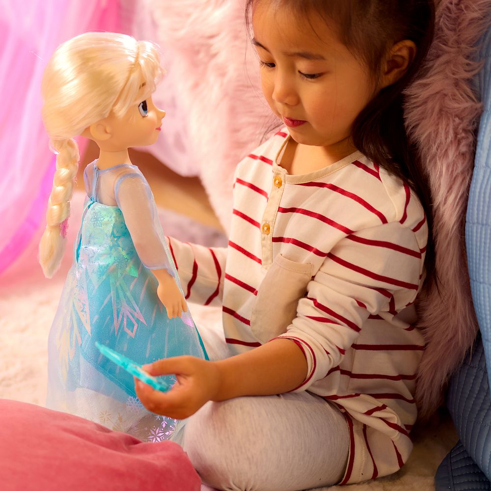 Muñeca Elsa niña Once Upon a Story 40 cm – Frozen