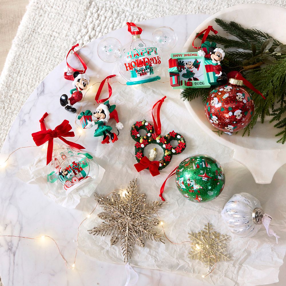 Ornamento navideño de corona con ícono de Mickey Mouse