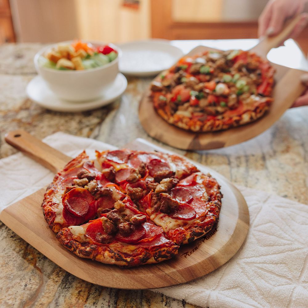 Set Pala y Tabla para Pizza Pizza Planet de Picnic Time – Toy Story